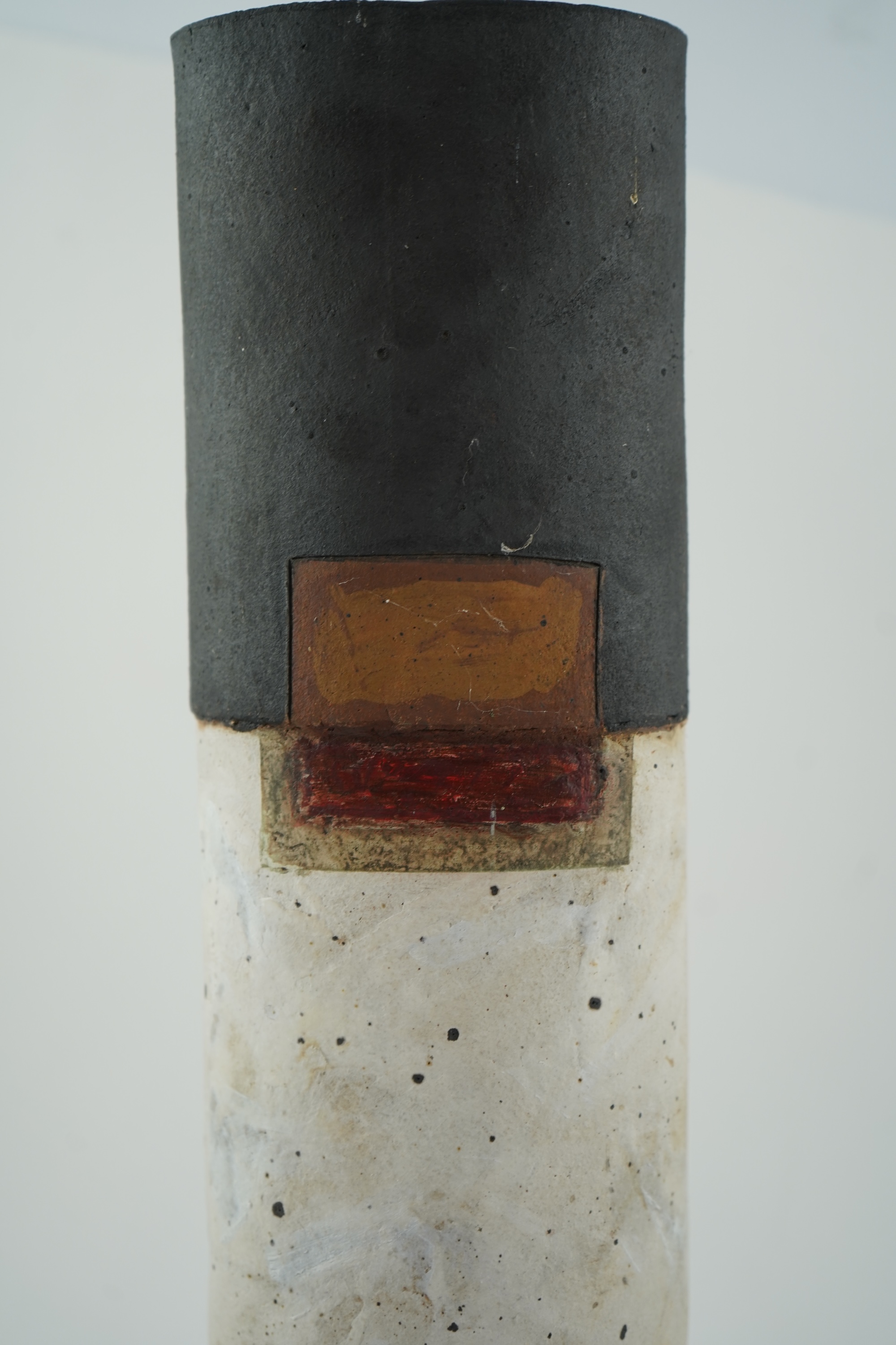 Robin Welch (1936-2019): A tall cylindrical vase